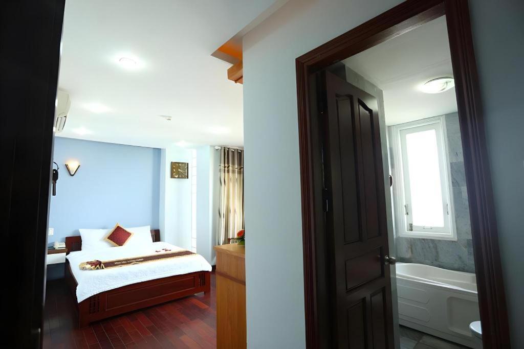 Phu My Long Hotel Da Nang Exteriör bild